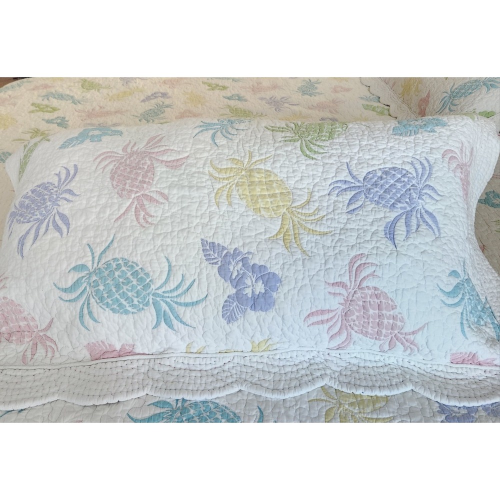 Lilly Pulitzer Quilt Comforter Bedspread Pastel Pineapples + 2 Shams KING - Picture 6 of 11